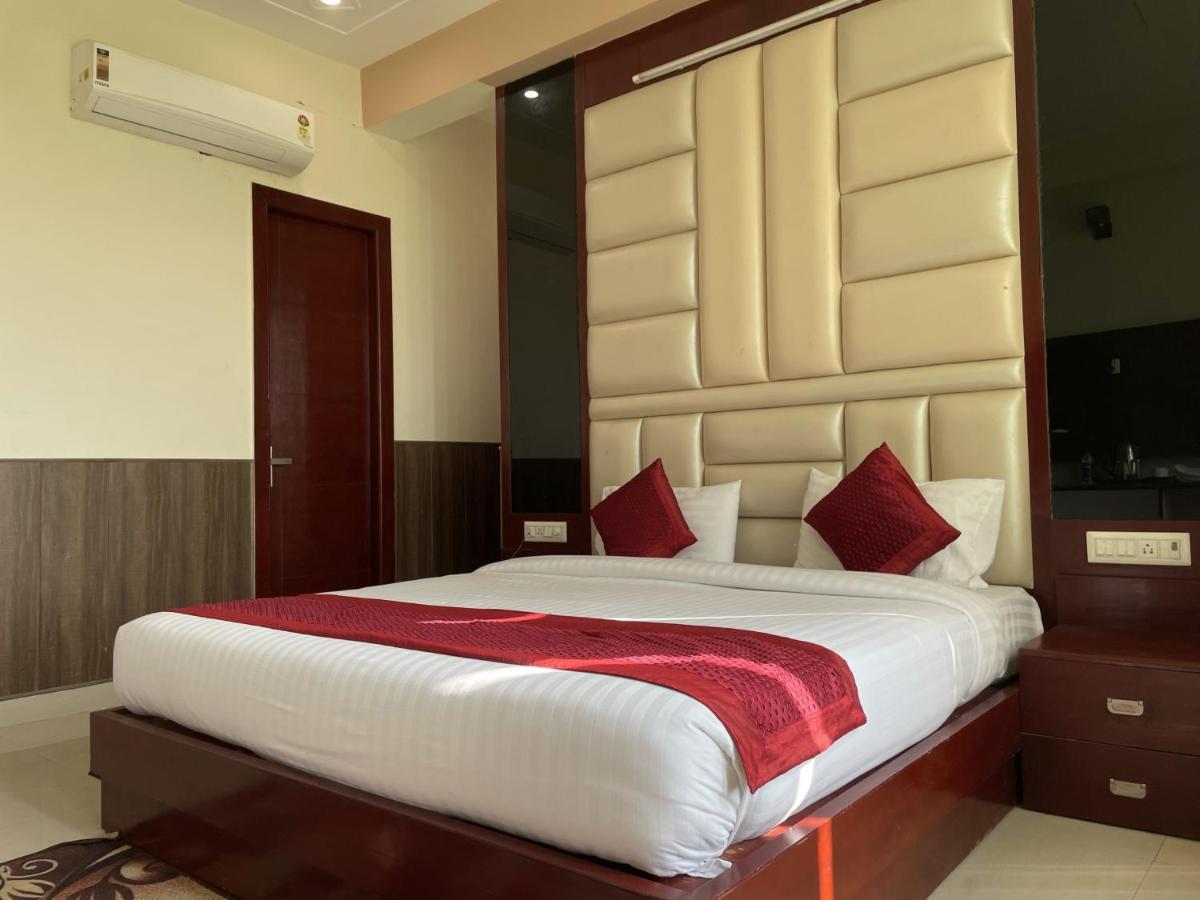 Sumedha G Village Resort And Spa Raiwala Extérieur photo